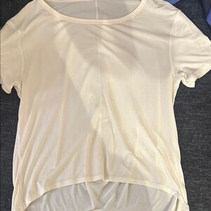 Lululemon Athletica Cream Short Sleeve Tee
